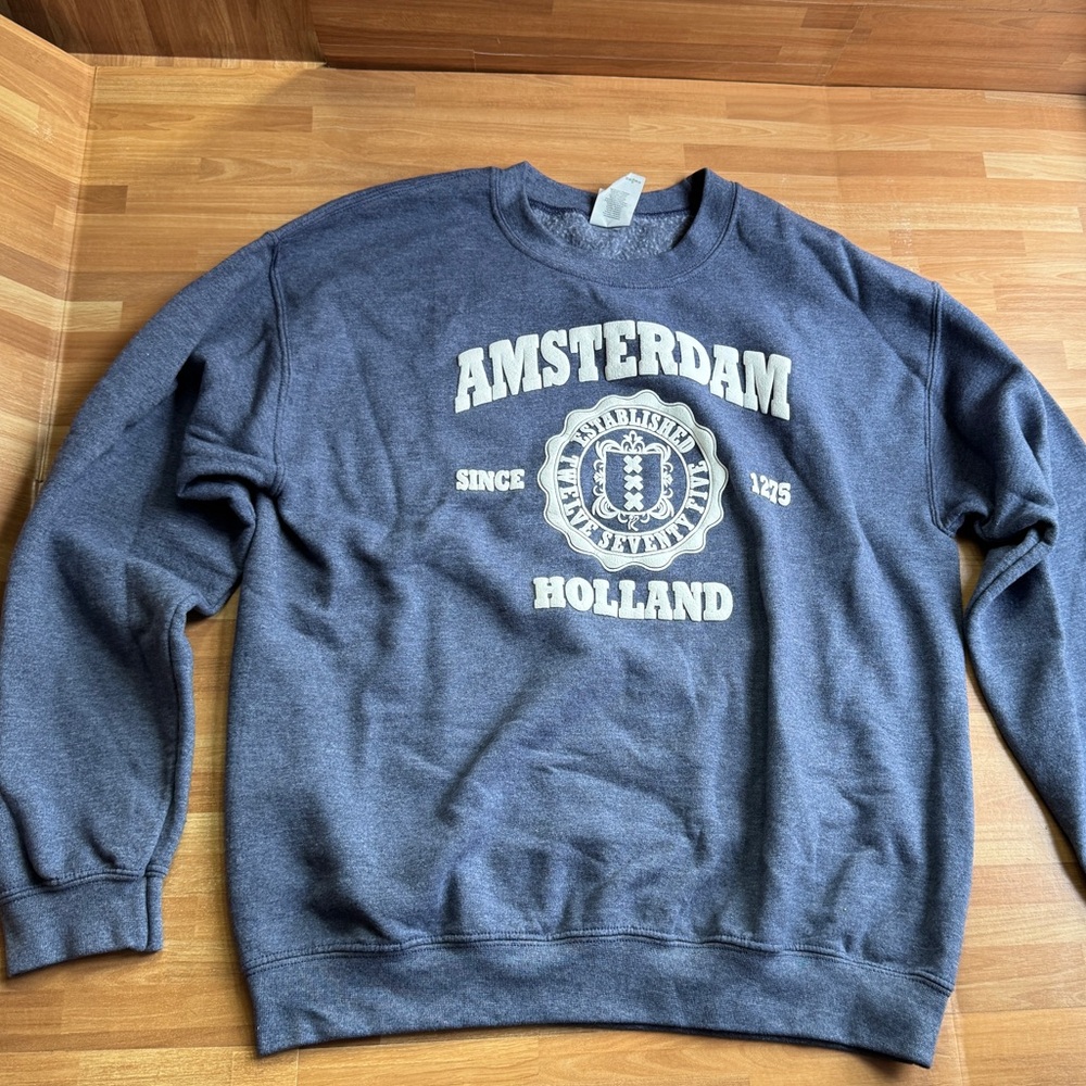 New Amsterdam unisex, blue sweatshirt, size medium